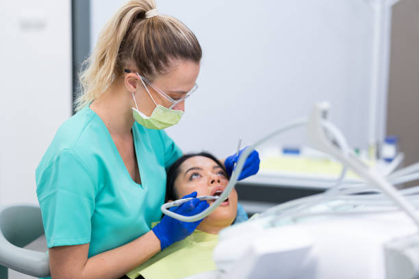 Best Dentist Open Late Near Me  in Taft Mosswood, CA